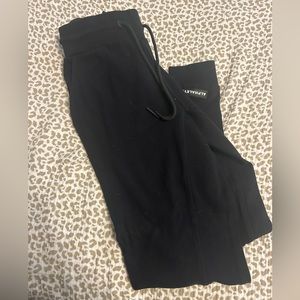 Alphalete sweatpants